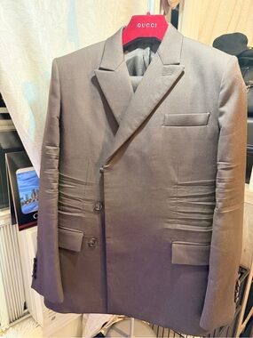 Gucci Men's Dark Brown Double-Breasted Blazer pleated 2 Set . LIMITED EDITION 🎉